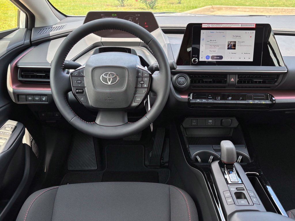 Used 2026 Toyota Prius Plug-In Hybrid FWD image 9