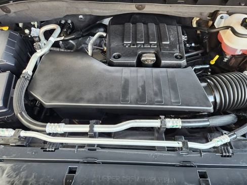 Used 2025 Chevrolet Silverado 1500 Custom RWD image 33