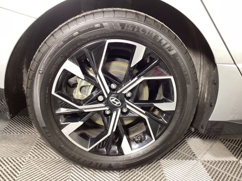 Certified 2025 Hyundai Sonata SEL image 12
