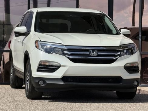 Used 2017 Honda Pilot EX image 18