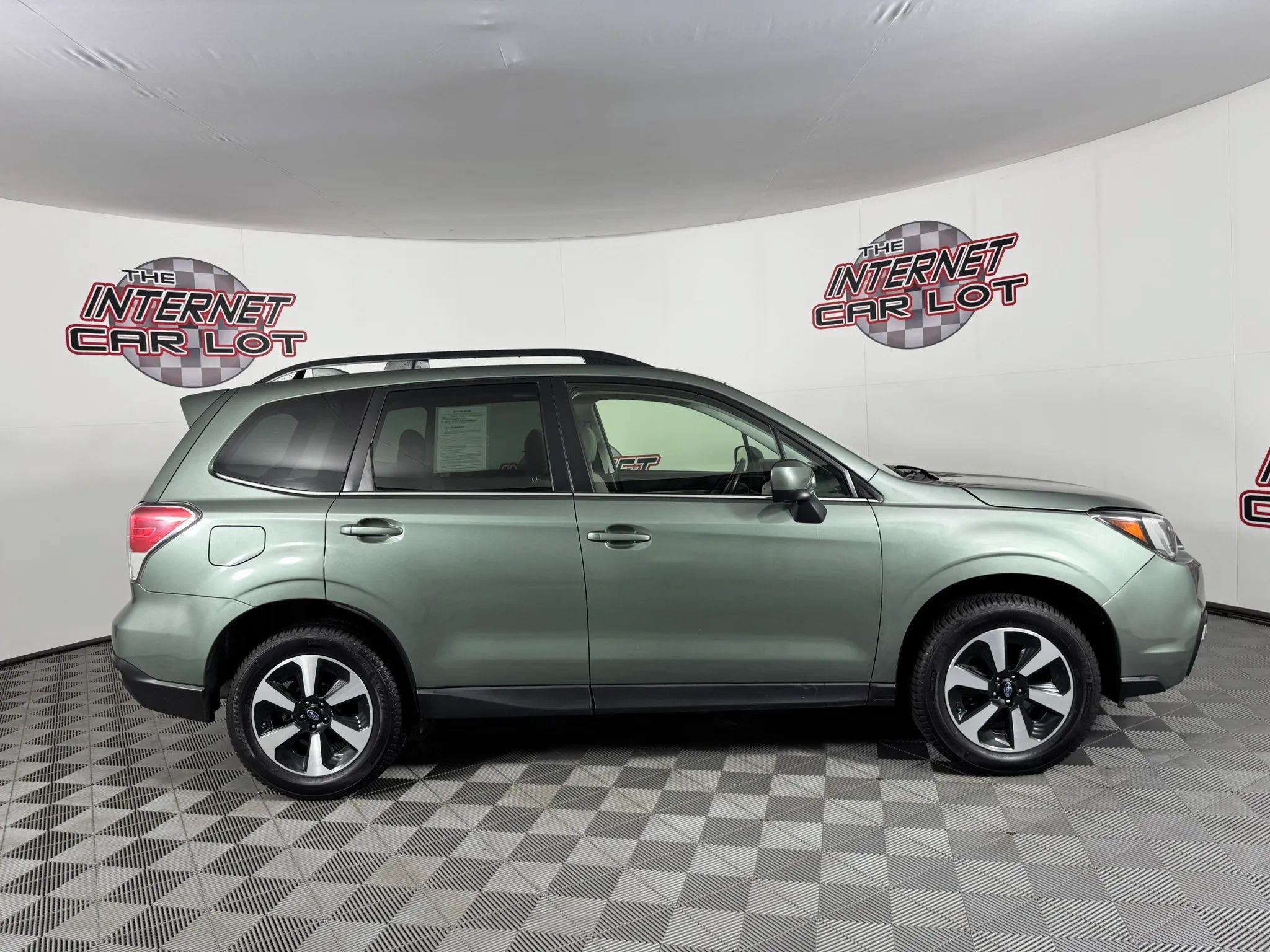 Used 2018 Subaru Forester 2.5i Limited AWD/4WD image 8