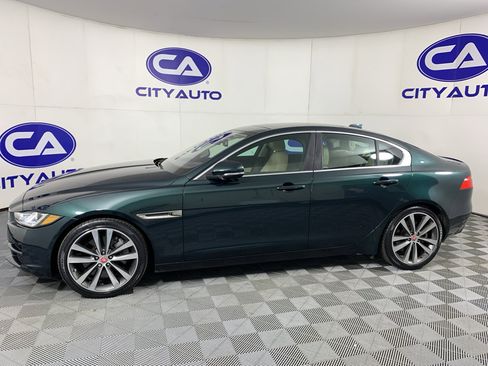 Used 2017 Jaguar XE Prestige image 6