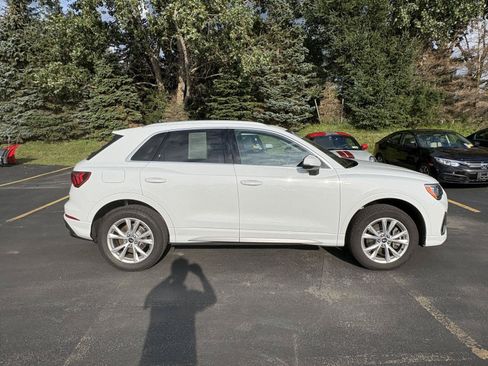 Used 2022 Audi Q3 2.0T Premium AWD/4WD image 8