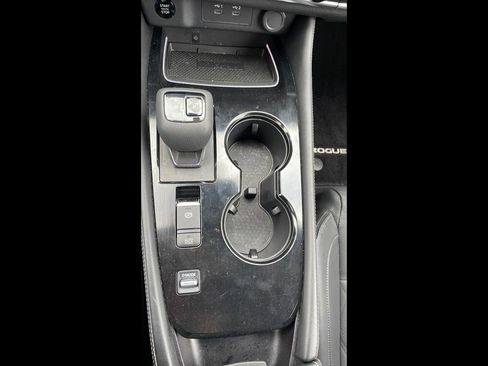 Certified 2024 Nissan Rogue Platinum w/ Platinum Premium Package image 19