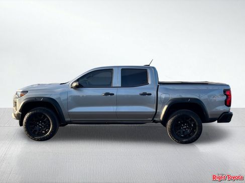Used 2024 Chevrolet Colorado Trail Boss AWD/4WD image 3