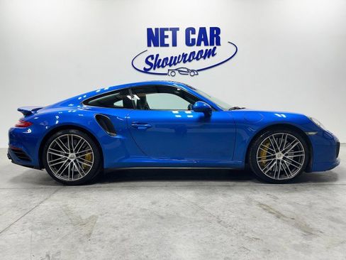Used 2017 Porsche 911 Turbo S image 2