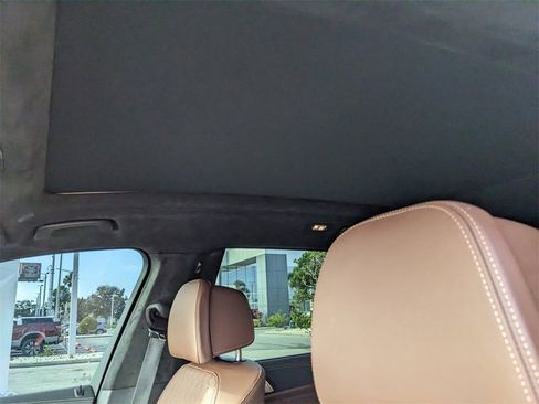 Used 2024 BMW X7 M60i w/ Executive Package image 17