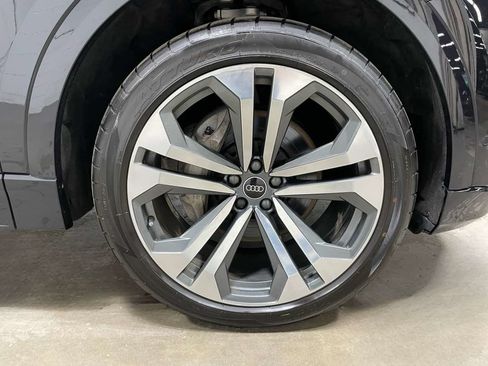 Used 2021 Audi Q8 Premium Plus w/ Premium Plus Package AWD/4WD image 7