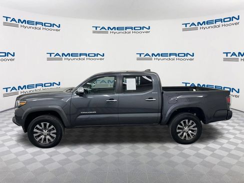 Used 2022 Toyota Tacoma Limited RWD image 2