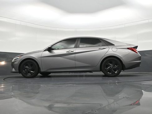 Used 2023 Hyundai Elantra Blue FWD image 24