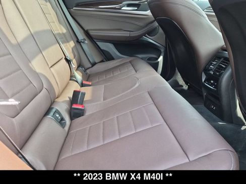 Used 2023 BMW X4 M40i AWD/4WD image 27