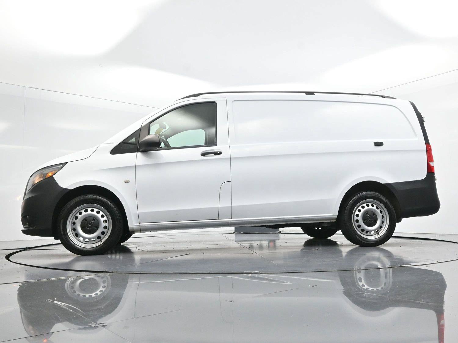 Used 2016 Mercedes-Benz Metris image 40