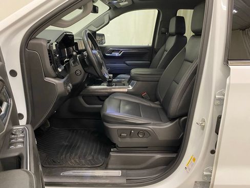 Used 2024 Chevrolet Silverado 1500 LTZ w/ LTZ Convenience Package II AWD/4WD image 14