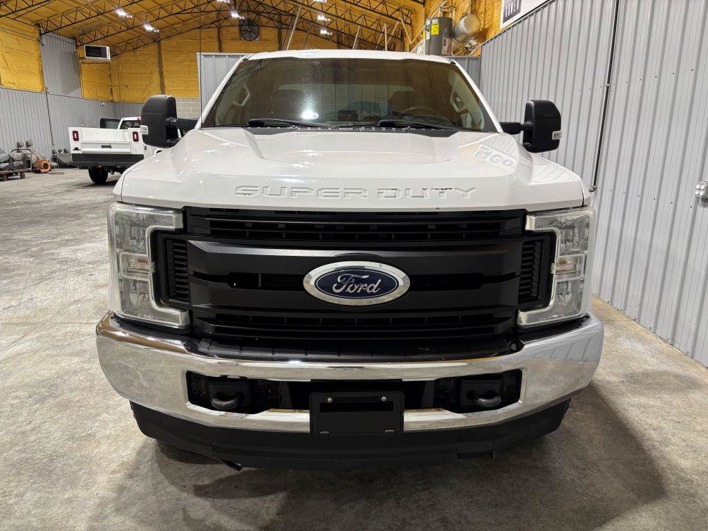 Used 2017 Ford F250 XL w/ Power Equipment Group AWD/4WD image 7