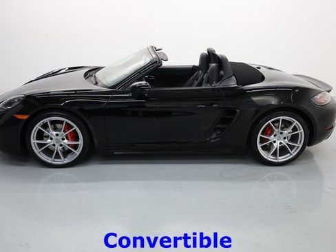 Used 2024 Porsche 718 Boxster S RWD image 4