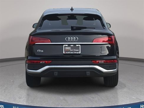 Certified 2023 Audi Q5 2.0T Premium w/ Convenience Package image 4