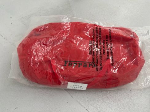 Used 2025 Ferrari Roma Spider RWD image 48