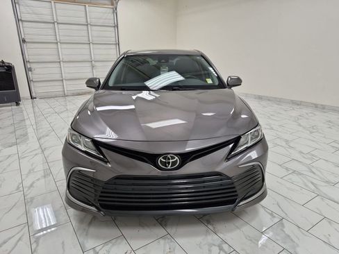 Used 2022 Toyota Camry LE image 31