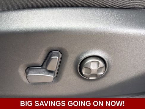 New 2026 Chrysler Pacifica Select image 34