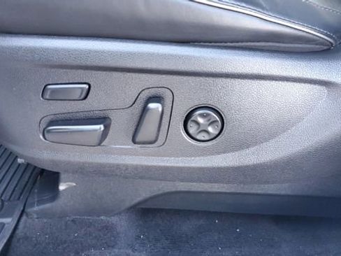 Used 2021 Hyundai Palisade Calligraphy w/ Winter Package image 24