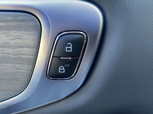 New 2025 Ford Expedition Max Platinum w/ Driver's Package image 14