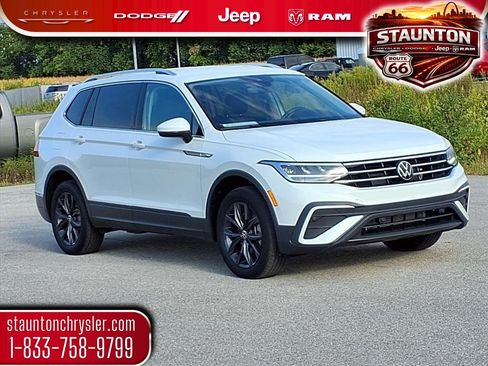 Used 2024 Volkswagen Tiguan Wolfsburg Edition AWD/4WD image 1