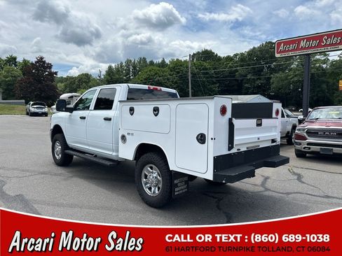 Used 2023 RAM 2500 Tradesman w/ Chrome Appearance Group AWD/4WD image 3