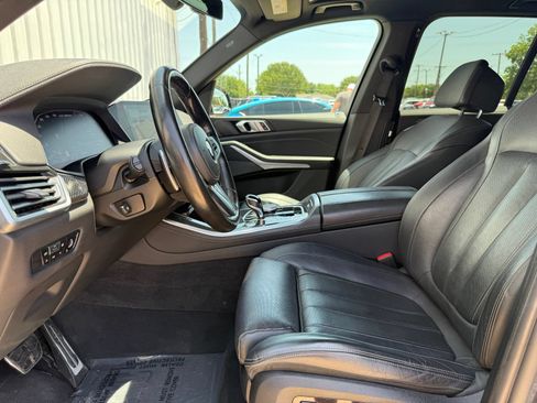 Used 2022 BMW X5 M50i w/ Premium Package AWD/4WD image 17