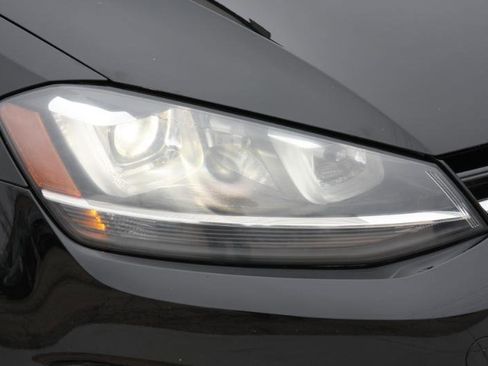 Used 2015 Volkswagen Golf TDI SEL image 20