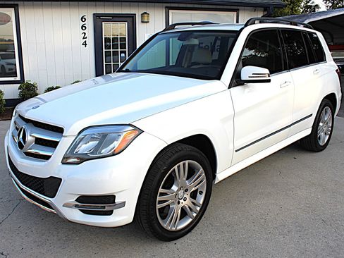 Used 2014 Mercedes-Benz GLK 350 2WD image 28