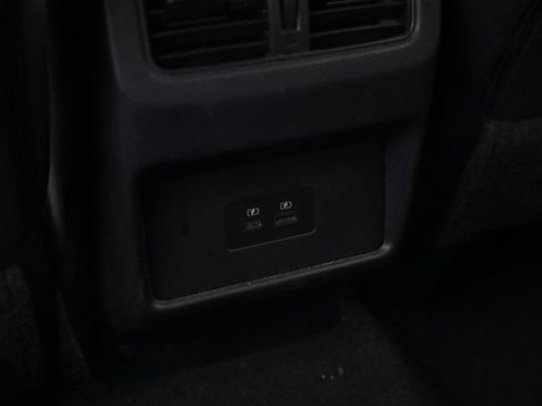 Used 2023 Nissan Rogue SV image 24