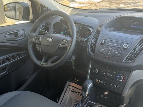 Used 2019 Ford Escape S image 39