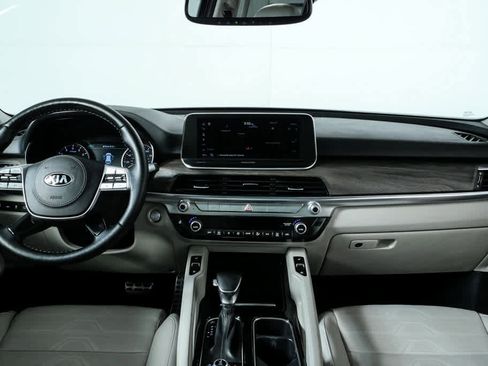 Used 2021 Kia Telluride SX w/ SX Prestige Package image 17