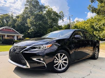 Used 2017 Lexus ES 300h