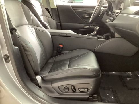 Used 2024 Lexus ES 350 Ultra Luxury FWD image 19