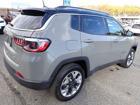 Certified 2022 Jeep Compass Limited image 7