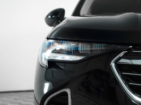 Used 2023 Buick Envision Essence image 9