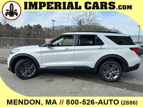 New 2026 Ford Explorer Active w/ Active Comfort Package image 6