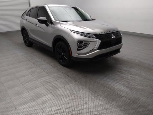 Used 2023 Mitsubishi Eclipse Cross LE AWD/4WD image 13