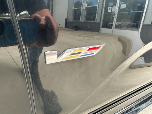 Used 2020 Cadillac CT4 V w/ Climate Package image 7