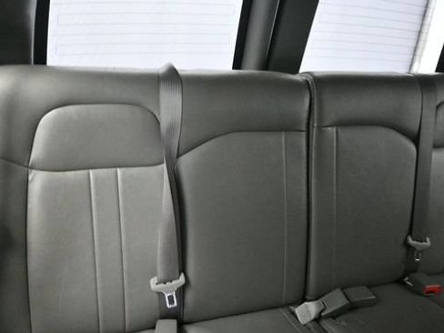 Used 2024 Chevrolet Express 3500 LS RWD image 15