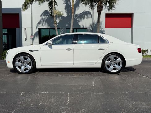 Used 2014 Bentley Flying Spur W12 AWD/4WD image 11