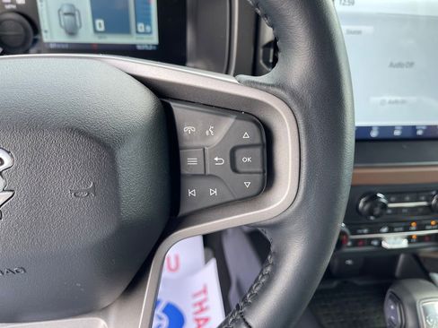 Used 2024 Ford Bronco Outer Banks AWD/4WD image 17