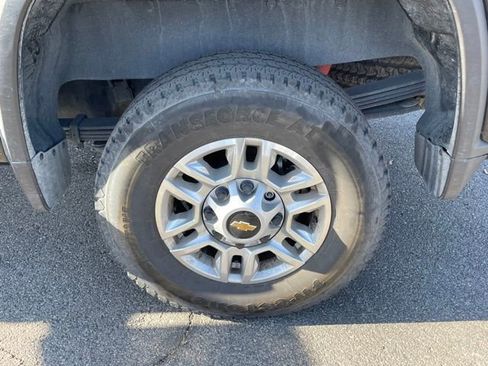 Certified 2024 Chevrolet Silverado 2500 LT w/ Safety Package image 12