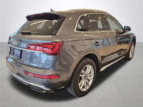 Used 2023 Audi Q5 2.0T Premium w/ Convenience Package image 7