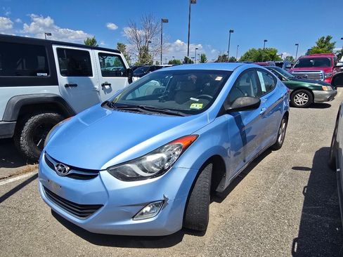 Used 2013 Hyundai Elantra GLS w/ Preferred Pkg FWD image 11