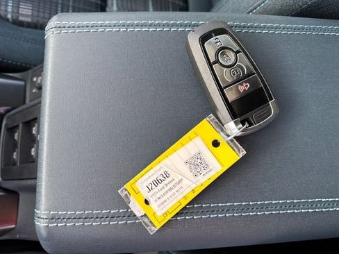 New 2025 Ford Bronco Heritage Edition image 28