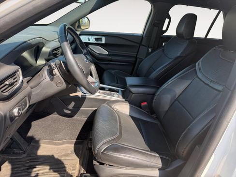 Used 2020 Ford Explorer ST w/ ST Street Pack AWD/4WD image 9