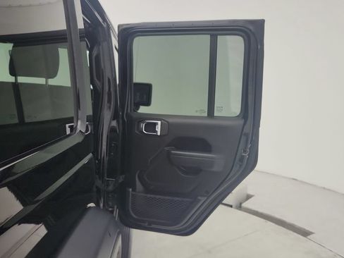 Used 2023 Jeep Wrangler Unlimited Sport w/ Sun And Sound Package AWD/4WD image 18