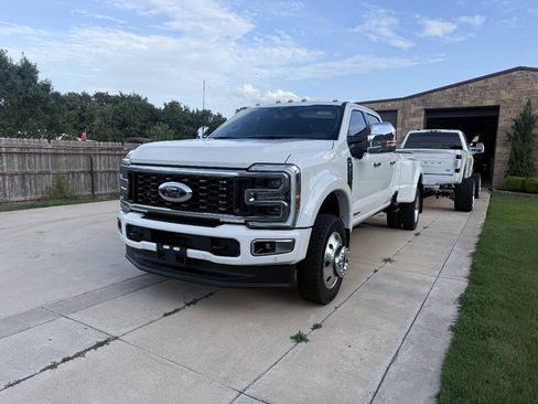 Used 2025 Ford F450 Platinum w/ Platinum Plus Package AWD/4WD image 1